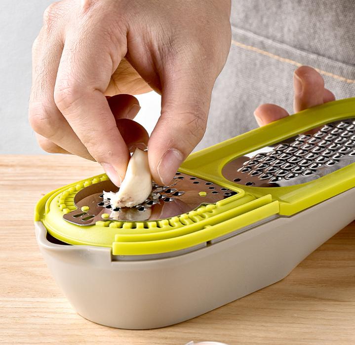 2-in-1 Multifunctional Manual Citrus Juicer and Grater Set
