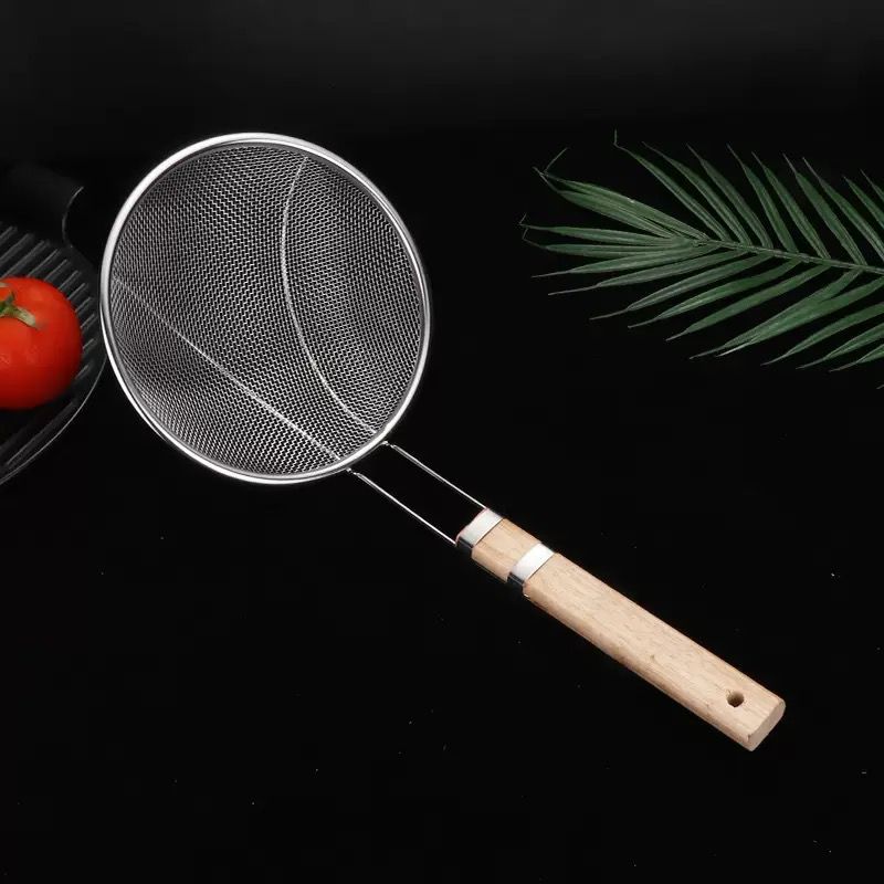 16cm Stainless Steel Fine Mesh Strainer with Wooden Handle