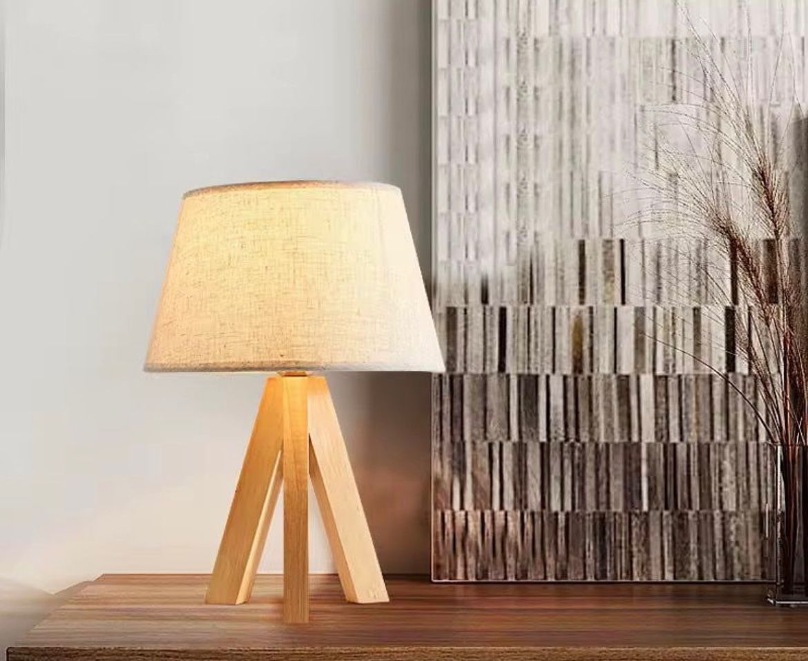 Tripod Table Lamp with Natural Linen Shade